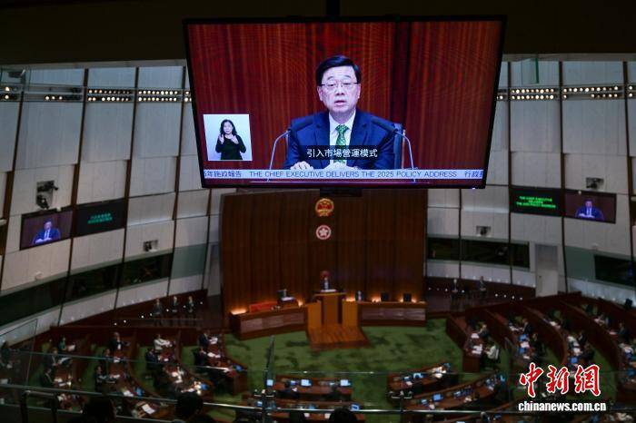 李家超：将与广东省商讨推动“港艇北上”“北艇南下”