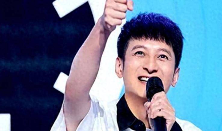 从主持人到“精神病”, 48岁李维嘉面相大变，如今现状令人唏嘘