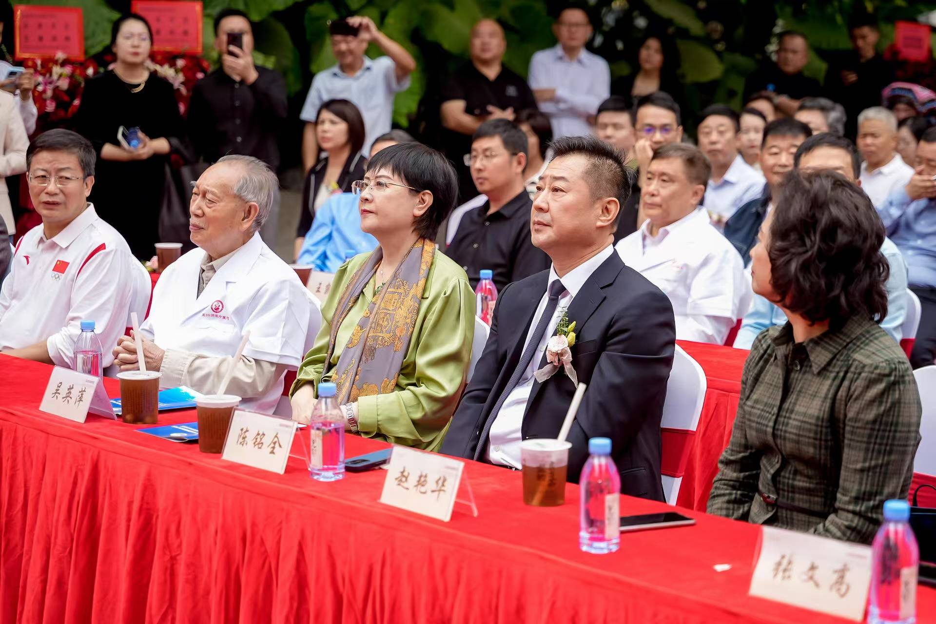 对抗“不死的癌症”，吴英萍教授有三招：详解强直诊疗的“扶正祛邪”之道