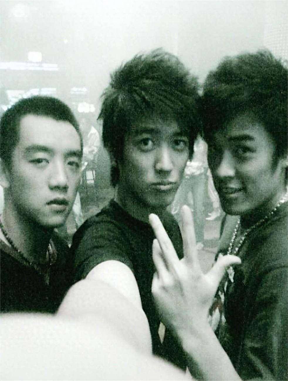 原创            陈赫寝室4个人火了3个，为何不帮剩下那个？郑恺：实在带不动