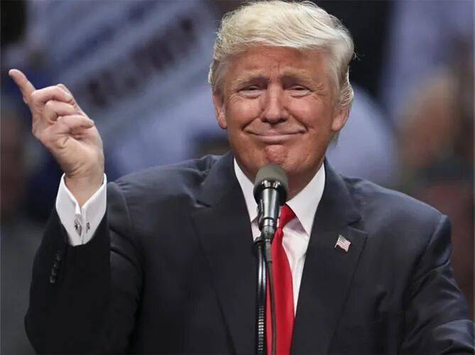 特朗普坐不住了！挂断中方电话后，不到48小时，一架专机突然降落北京，中方赞破冰之旅