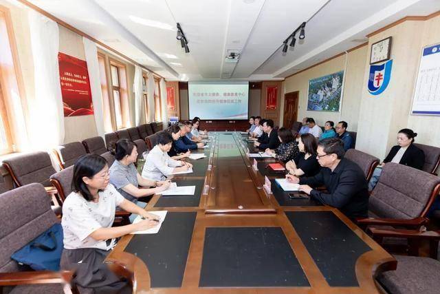 省、市健康促进医院专家组莅临我院指导工作