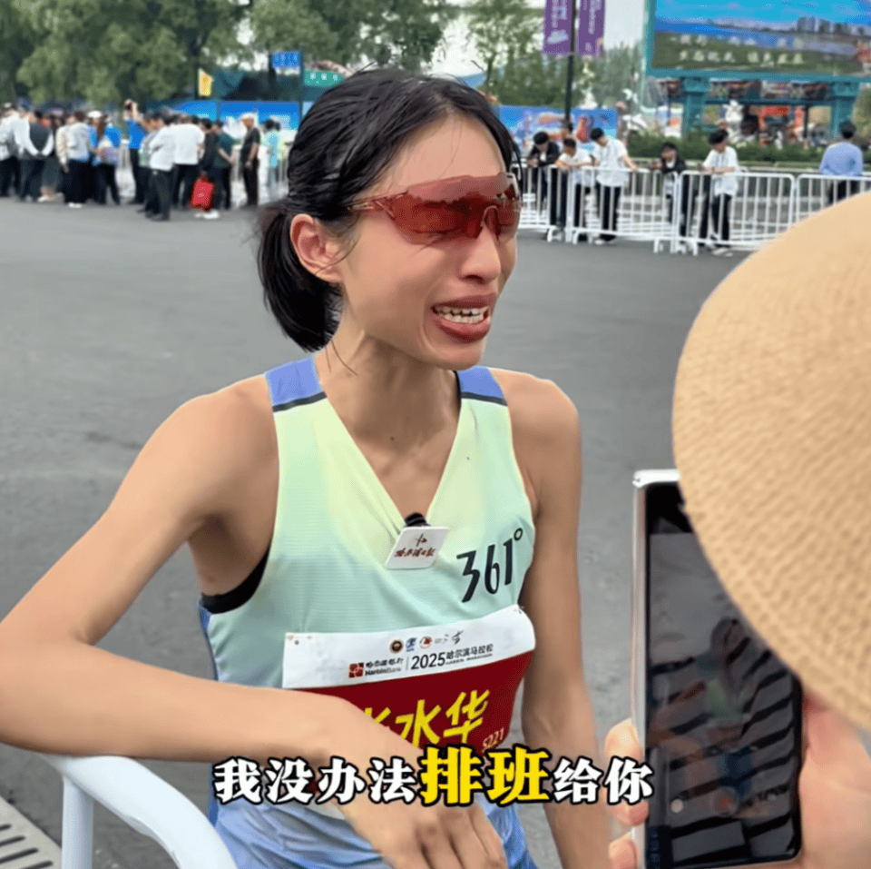 “最快女护士”被解聘或调岗？医院回应