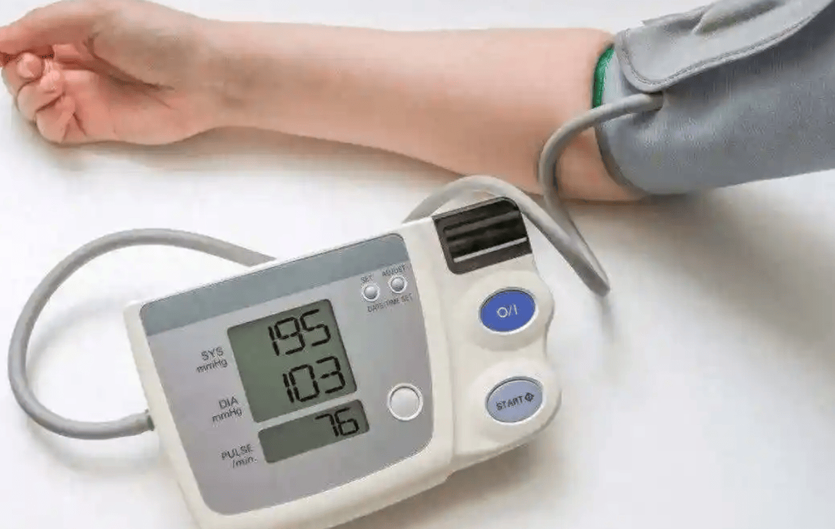 高血压管理别踩坑！避开 3 个致命误区，这样控压才科学