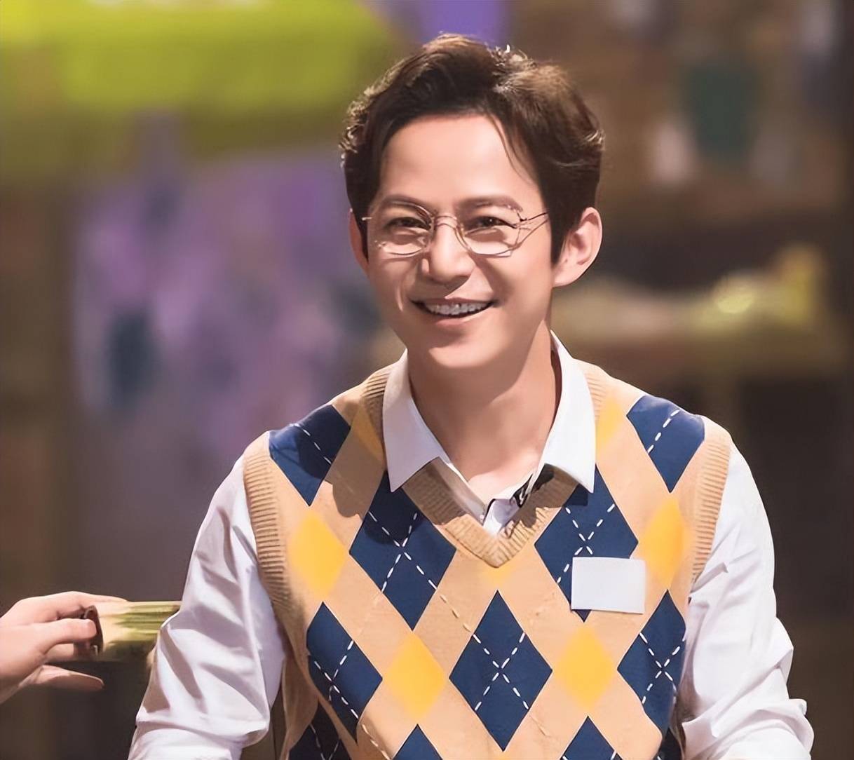 原创            51岁何炅，30年主持生涯，让他成为了许多观众心目中的“一哥”