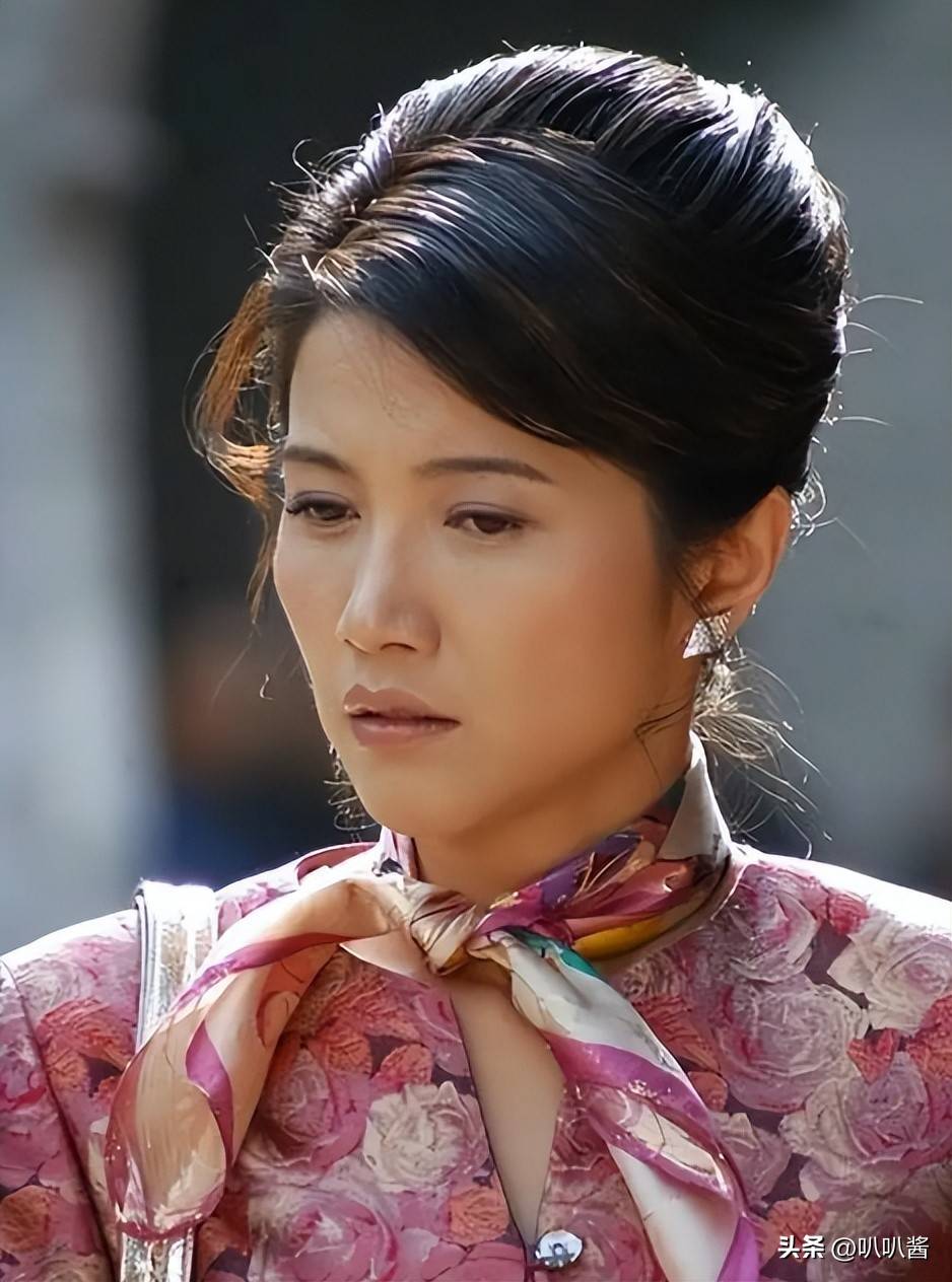 原创            不接广告，不参加综艺，和李乃文“意难平”，53岁的颜丙燕仍未婚