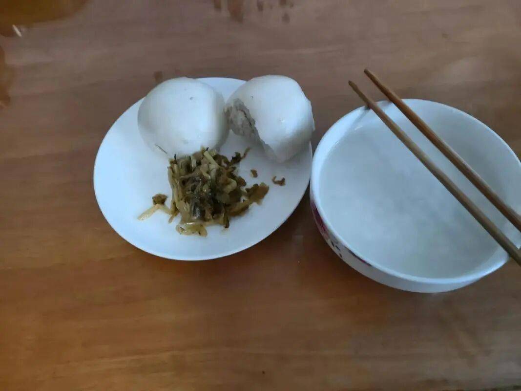 人到中年，别太节俭，这几样“高蛋白”食物该吃就吃，提高免疫力