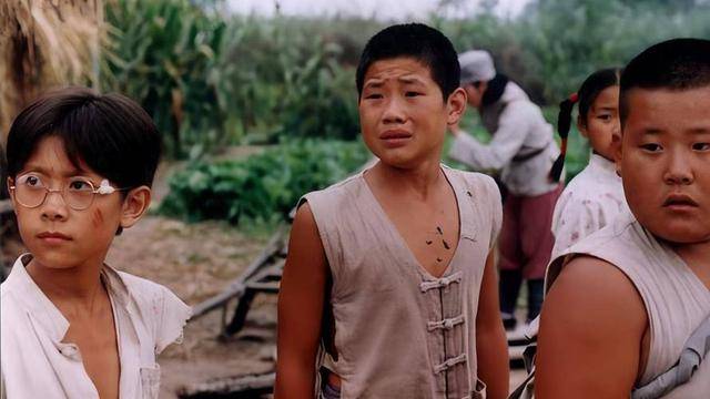 原创            嘎子亲手把自己送进拘留所，那个童年小英雄，终究活成了“反派”