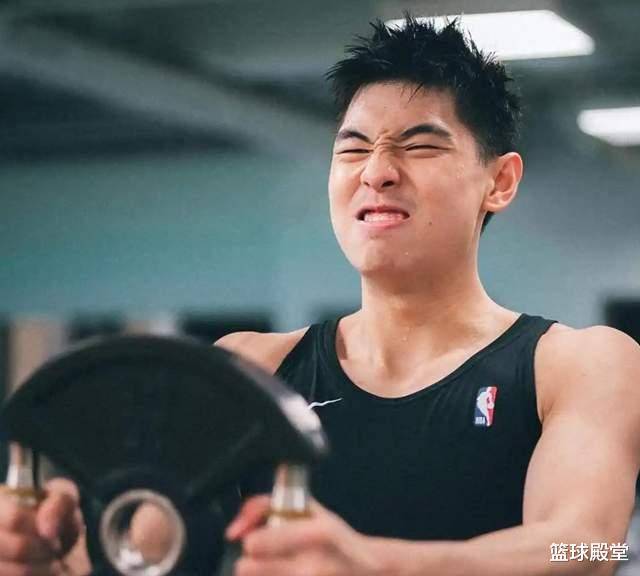 原创            崔永熙最新决策！邀请美国训练师来华助力康复，已到最后冲击阶段