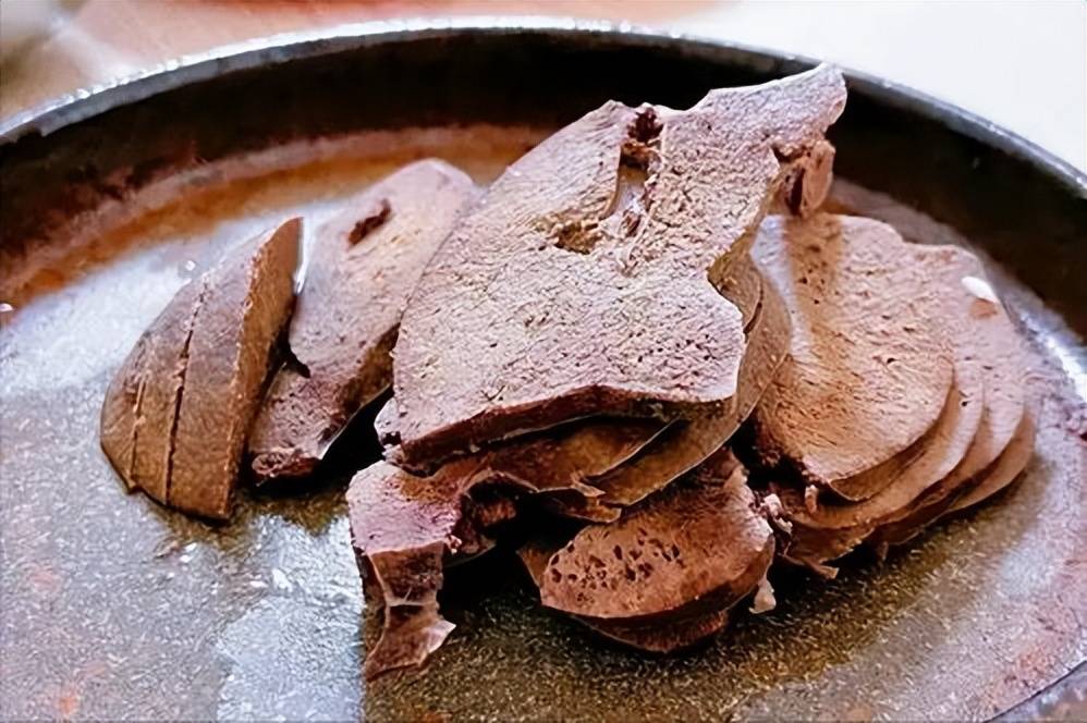 原创            研究表明：能够定期吃猪肝的人，身体健康受益匪浅，可别再误解了