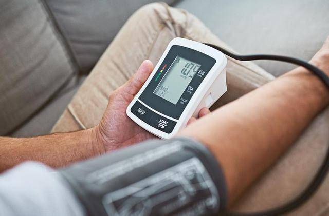 黄酒立大功？研究发现：经常喝黄酒的男人或有4个健康益处