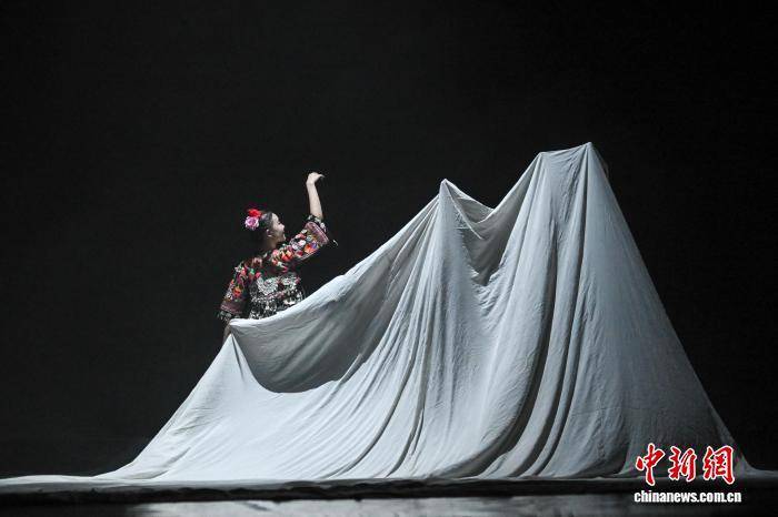 第五届青年跨界舞蹈艺术周在重庆落幕