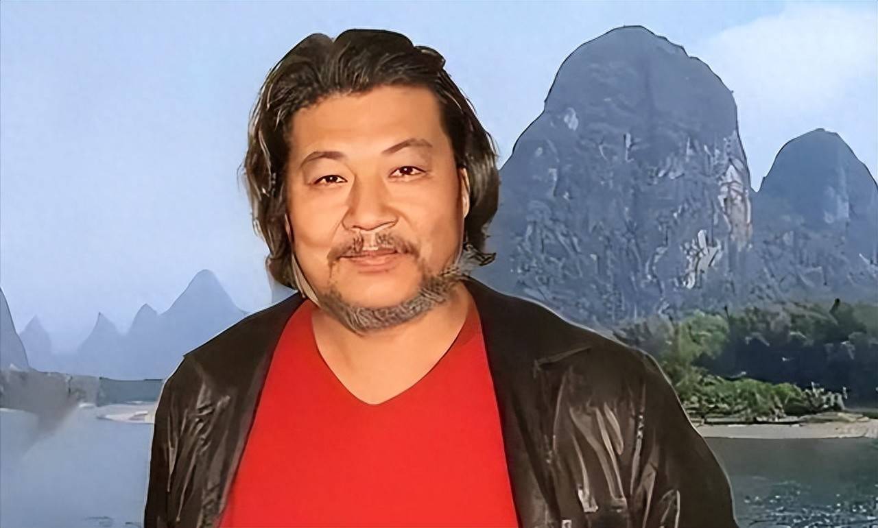 原创            演员王星军：与关牧村离婚34年，66岁未再婚，如今居住在美国