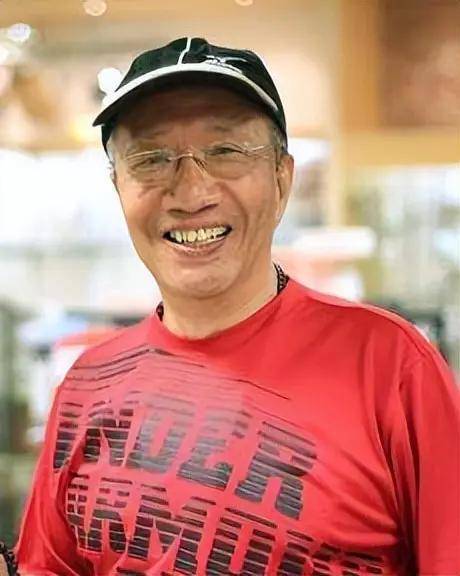 TVB已故金牌绿叶社媒再度更新，妻子近况曝光，姐姐是知名老戏骨