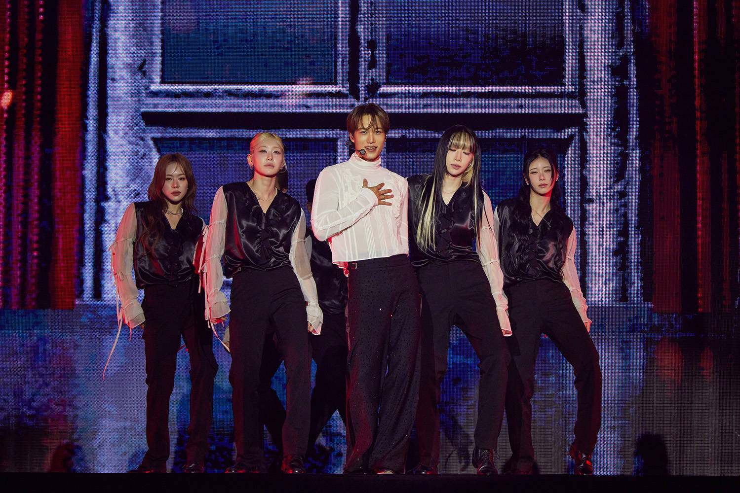 EXO成员KAI圆满完成首次Solo巡演！KAION安可演出盛况空前！