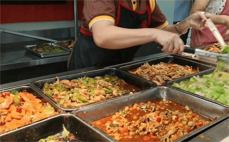 原创            儿子抑郁12年不上班，自尽后，母亲整理遗物发现卡里竟有7位数