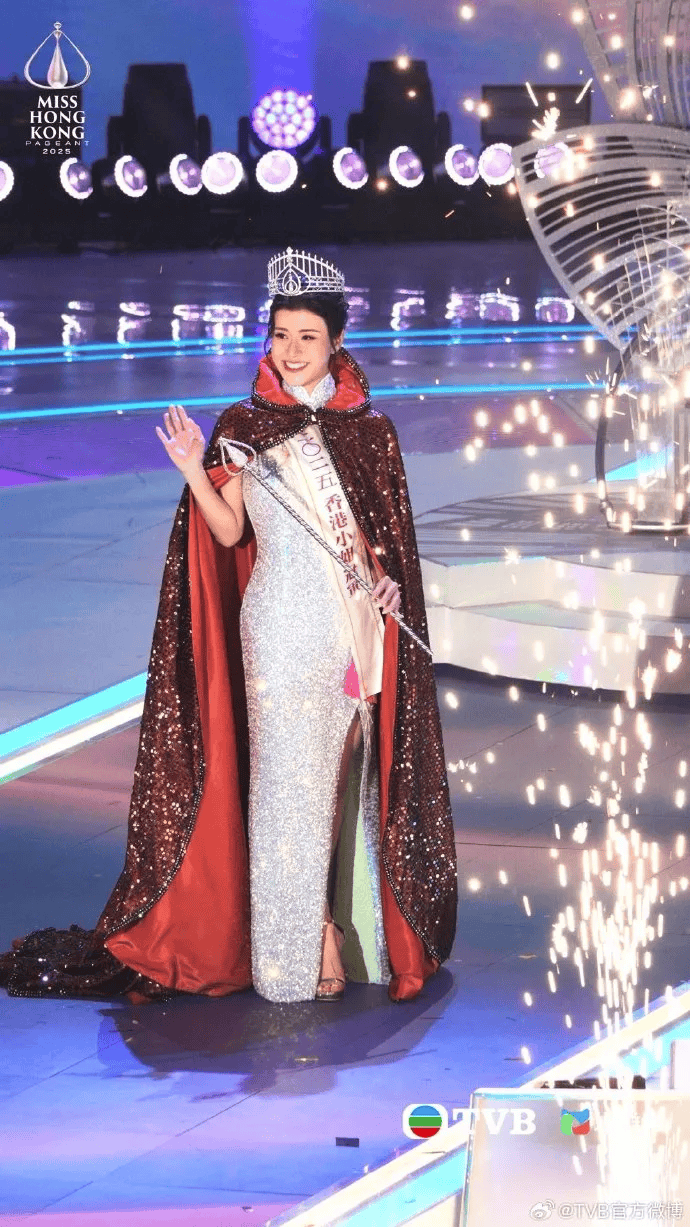 2025年香港小姐冠亚季军出炉：陈咏诗夺冠！系在读博士生，曾是香港艺术体操代表队队员