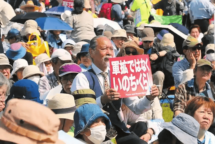 高志凯：日本军国主义蠢蠢欲动，我呼吁各方联合发布声明禁止日本修宪