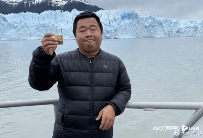 南都电商观察｜蓝战非曝年收入；直播间高端四件套涉虚假宣传