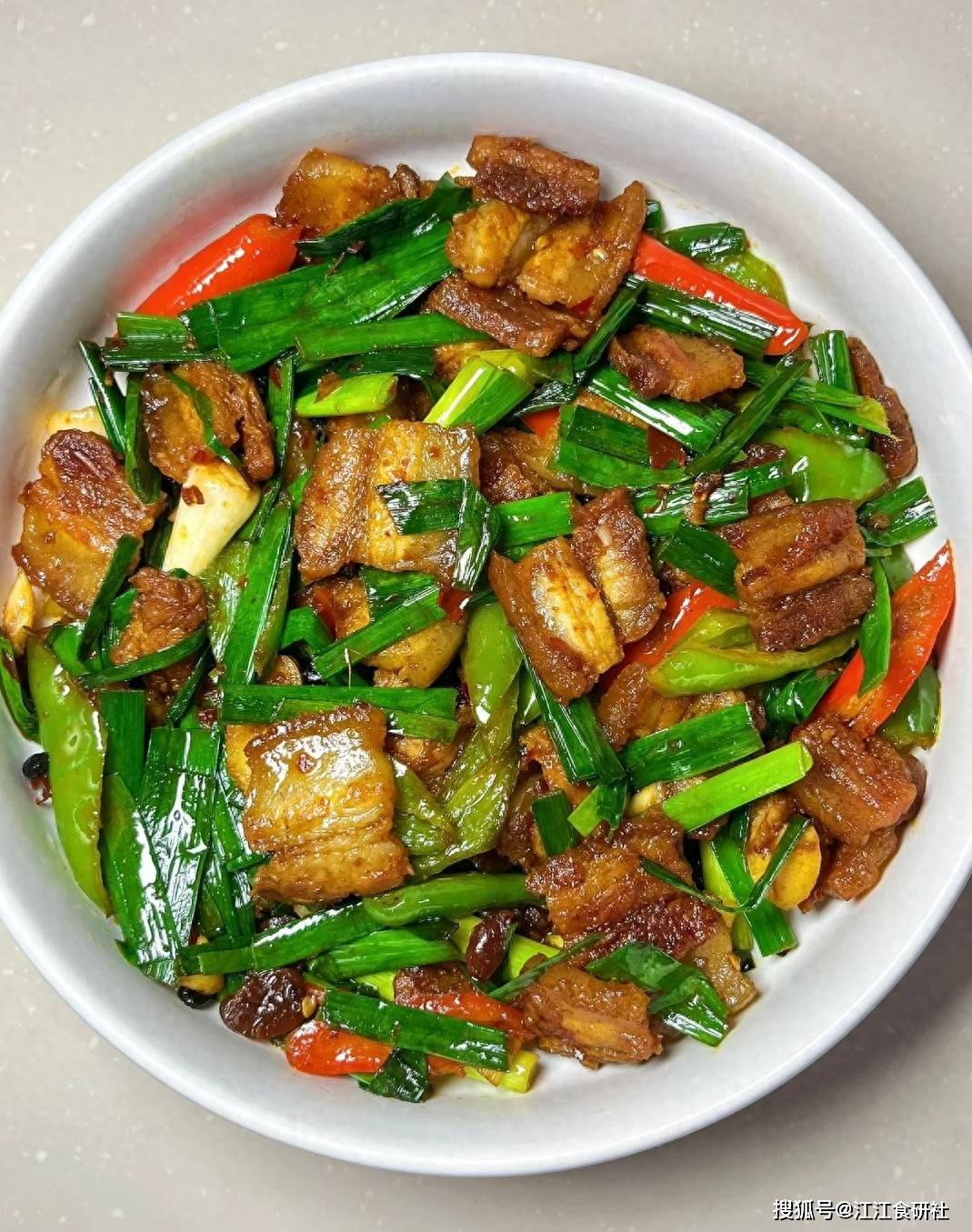 原创            这叶子可是“肠道清道夫”！通便排毒，杀菌消炎，别不懂吃