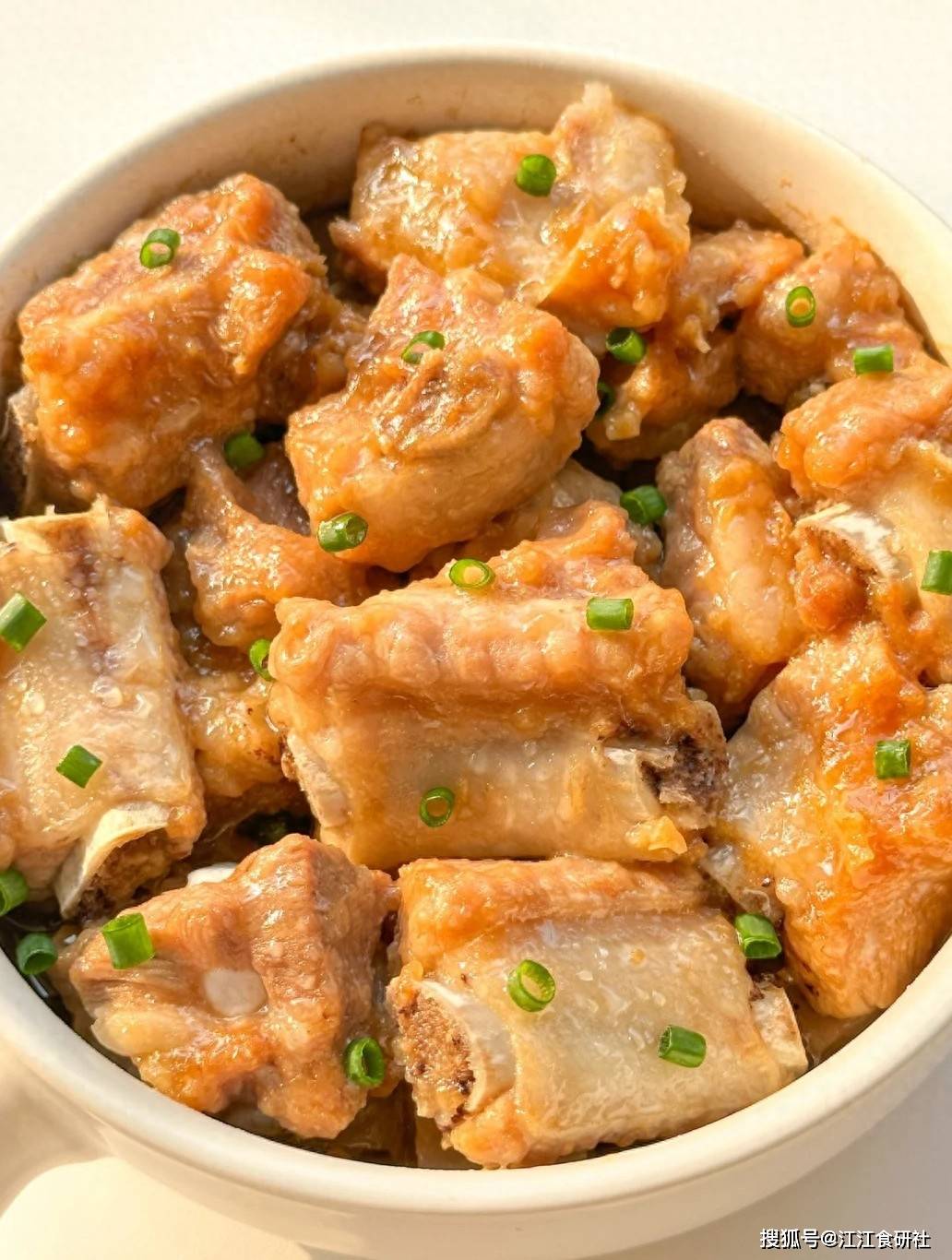 原创            霜降将至，碰见3道“碱性菜”别错过，隔天吃一次，睡得香又补气