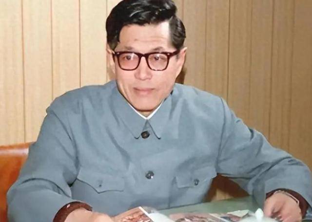 原创            不查不知道，一查吓一跳！杨振宁的弟弟杨振汉，人生竟然如此精彩