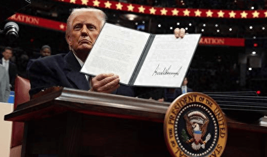 特朗普亲自出马！不许中国参加会议，要把柬泰停火的功劳揽到自身？外交部第一时间回应，措辞不简单