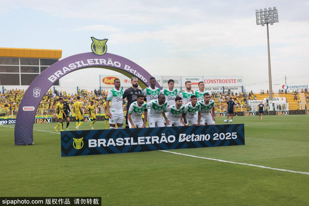 长春亚泰0-2不敌河南队：降级区危机加深，战术分析与人物故事交织