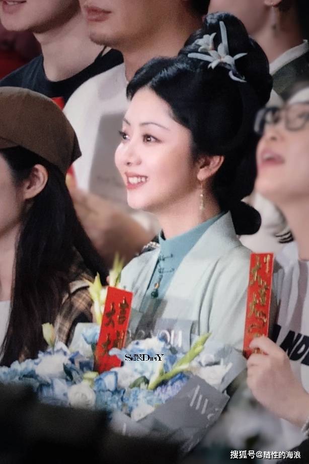 原创            谭松韵《兰香如故》正式杀青！从深宅丫鬟到家族主母，剧情设定超吸睛