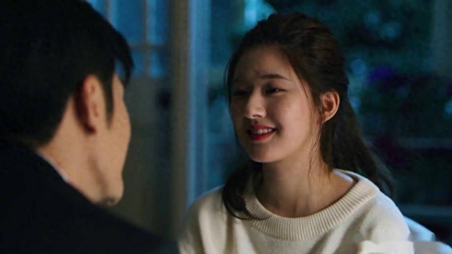 男人对你一往情深，才会有这4个“情不自禁”的反应，别傻傻不懂