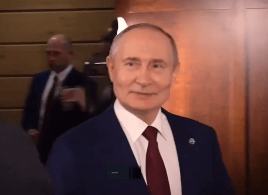 普京：若美向乌提供“战斧”导弹 将摧毁俄美关系