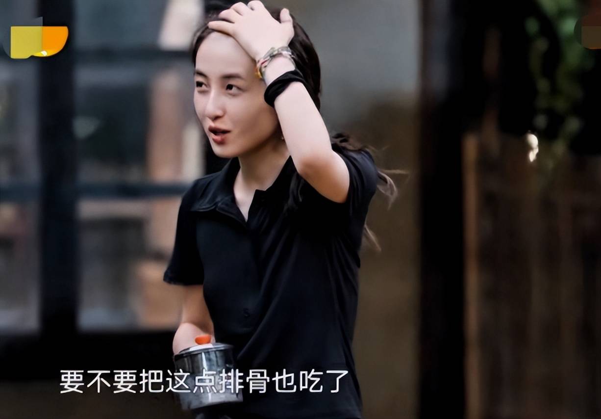 原创            《向往的生活8》张子枫的排骨VS马思纯的饭，戳穿多少女生的焦虑