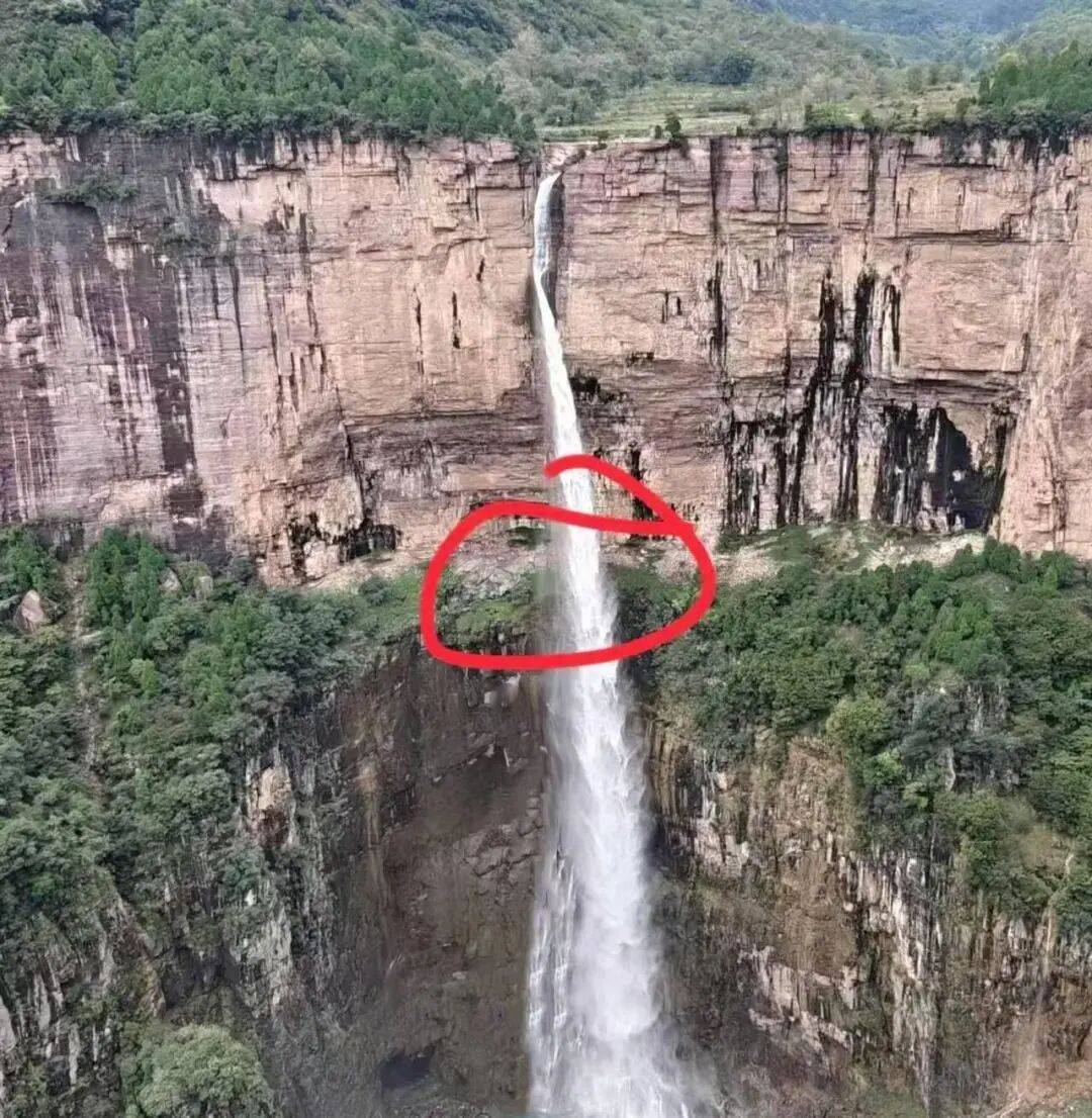 痛心！南太行坠崖失联学生王某某，遗体在3米深潭下被找到，死因披露