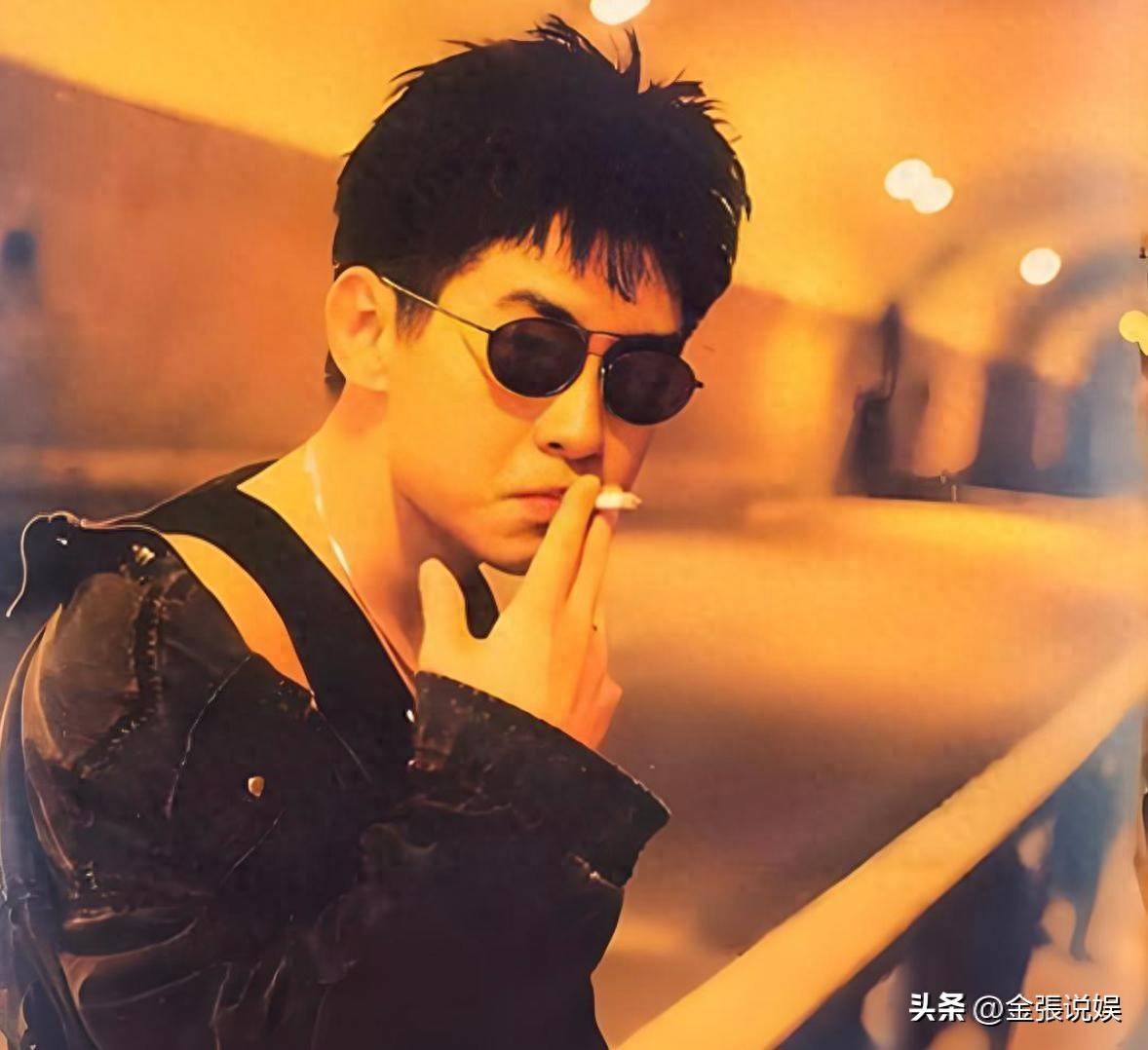 原创            官媒锐评郑智化连滚带爬风波,言辞犀利没有维护,张颂文真没说错