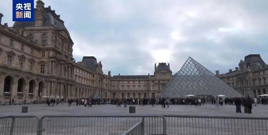 卢浮宫被抢珠宝经济损失达7.2亿元，历史性损失无可估量