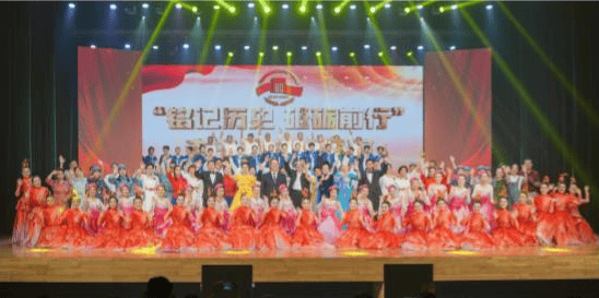 平安银行济南分行颐年艺术节精彩绽放，文艺展演致敬抗战胜利