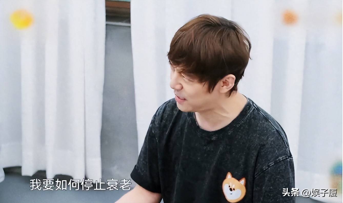 原创            钱再多有什么用？53岁黄磊呼吸暂停，何炅也哭诉，孙红雷说的没错