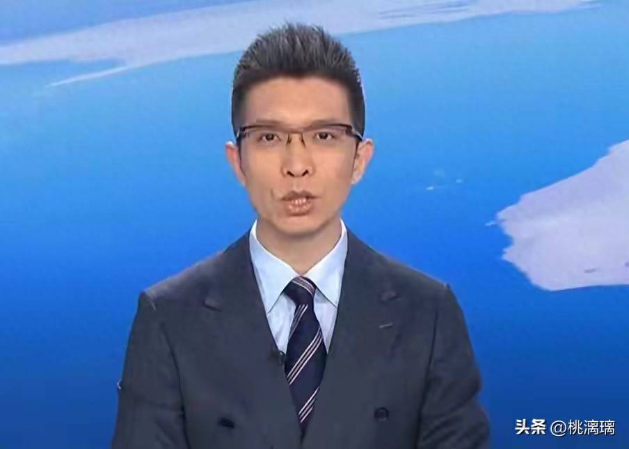 原创            他张口就是爆梗,却46岁还没结婚没子女,直言不影响给父母尽孝