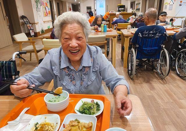 原创            医生提醒：只要转氨酶没超过这个值，不用忌口，该吃吃该喝喝！