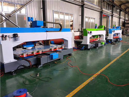 数控木工往复锯 裁板锯自动：灵活裁切的“数字多面手”