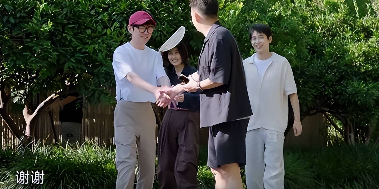 原创            黄磊无惧骂声再上综艺捞金，全程自嗨，风浪再大也挡不住赚钱