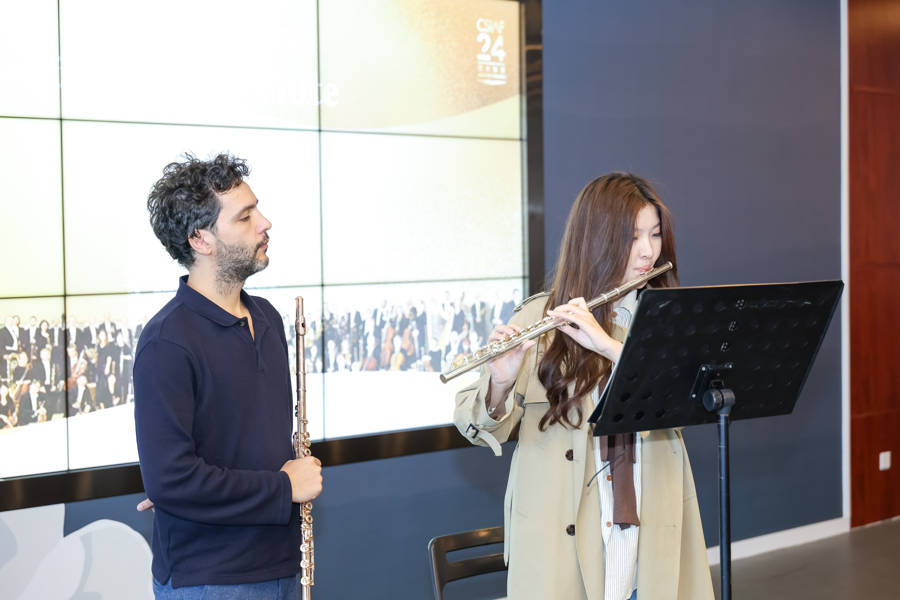 北德爱乐演奏家走进立信校园，与学子共赴艺术之约