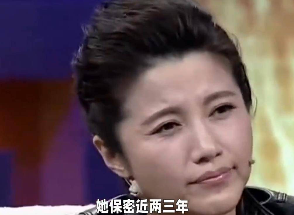 原创            颜丙燕首次公开恋情，男友小她20岁，曾被误认成“儿子”