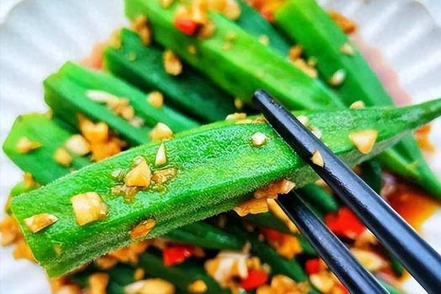 原创            50岁女子查出糖尿病，天天吃秋葵，复查时医生惊叹：这5点做得好