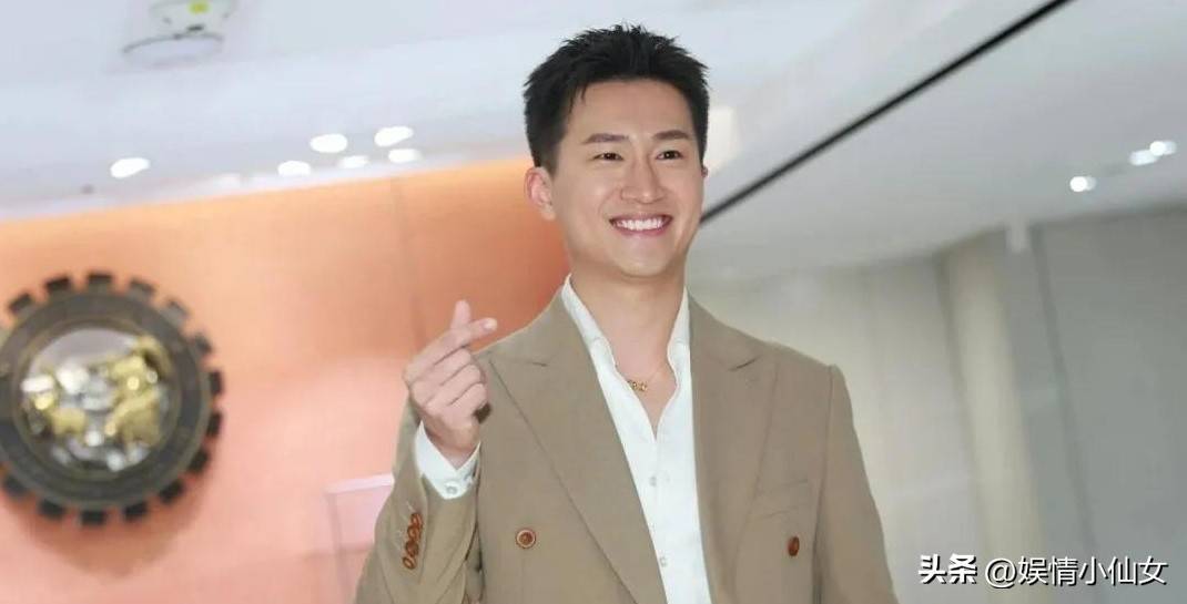 原创            从节目走到现实！曾展望叶蒨文已见家长，妈妈天天煲汤宠溺！