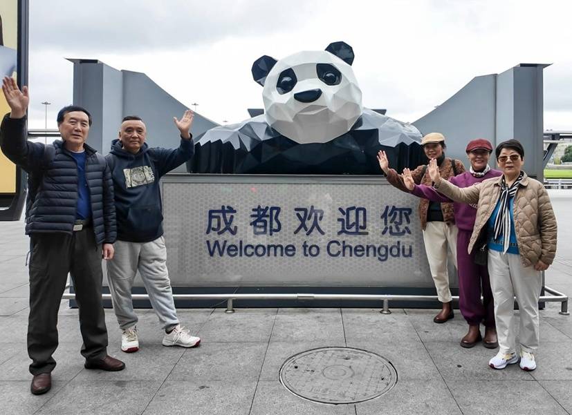 70后或为“最有钱”一代退休老人：错峰旅游主力，走得更远，更舍得花钱