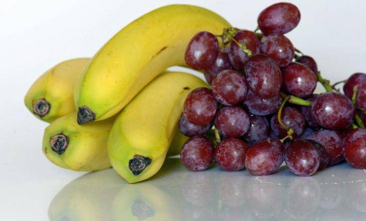 医生呼吁：6种水果已被列入“致癌名单”，吃多了致癌，可信吗？告诉你真相