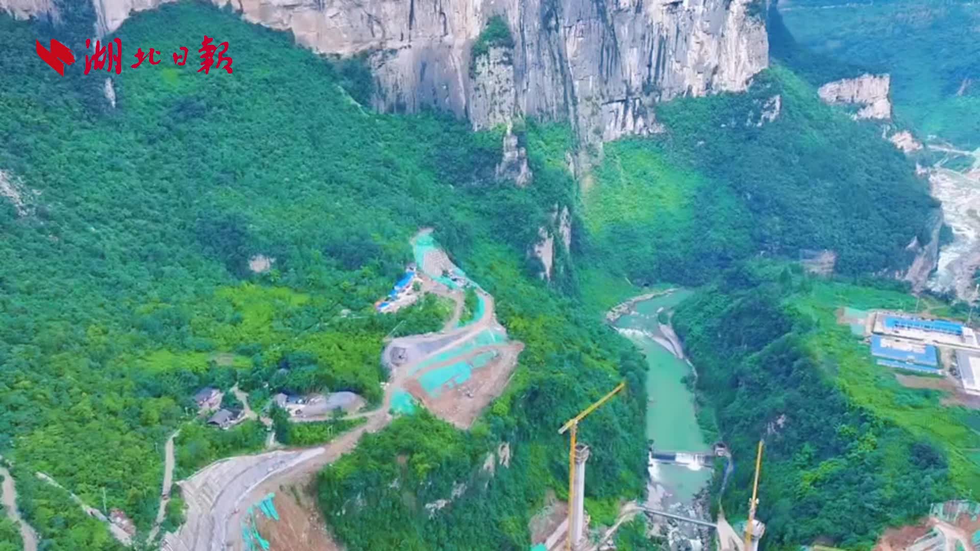 近500名建设者国庆赶建“小三峡”  姚家平水利枢纽冲刺导流洞年底贯通