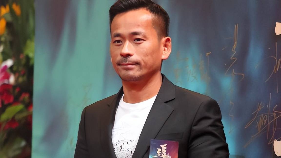 洗米华监狱生活曝光：每天制作面包和木工，10年后才能申请出狱