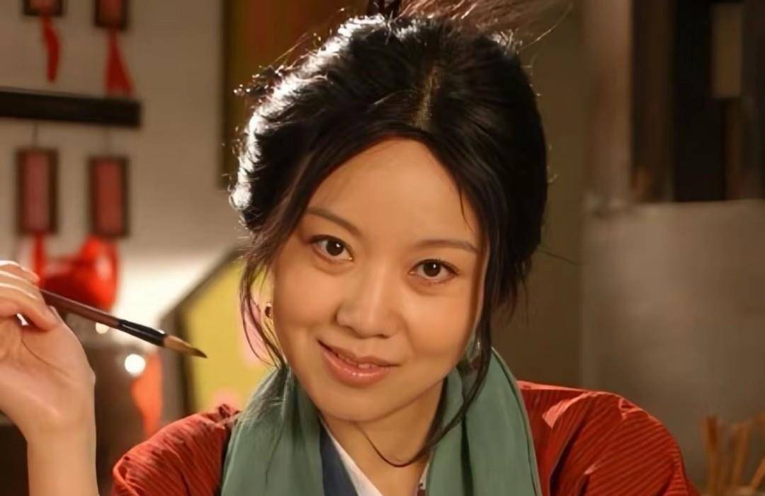 原创            宁愿全身剥离也要与闫妮分手的邹伟，十九年后现状如何